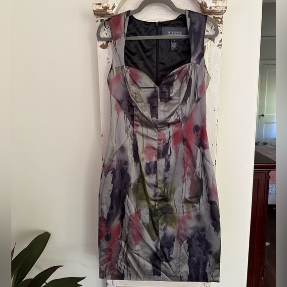 JAYGODFREY Dresses & Skirts - NWOT JAYGODFREY Satin Abstract Sheath Dress Size 10